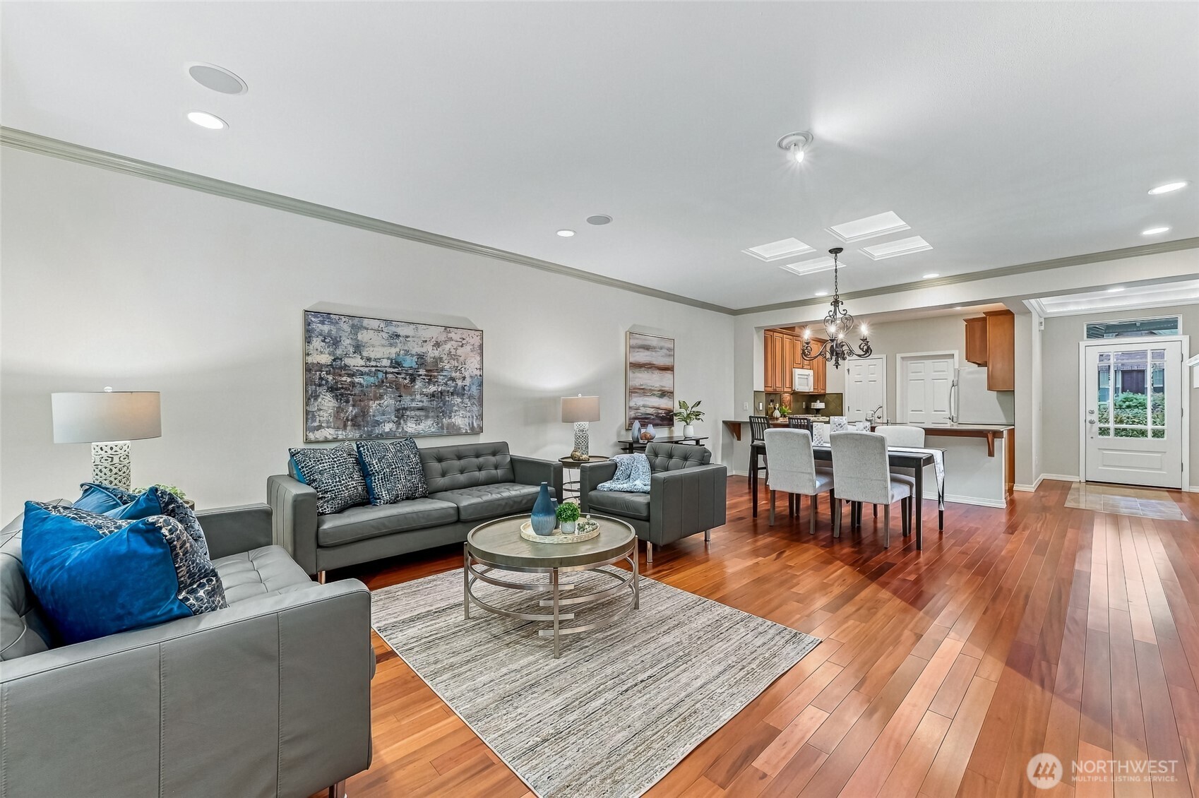 12114 Big Leaf Way Property Photo 7