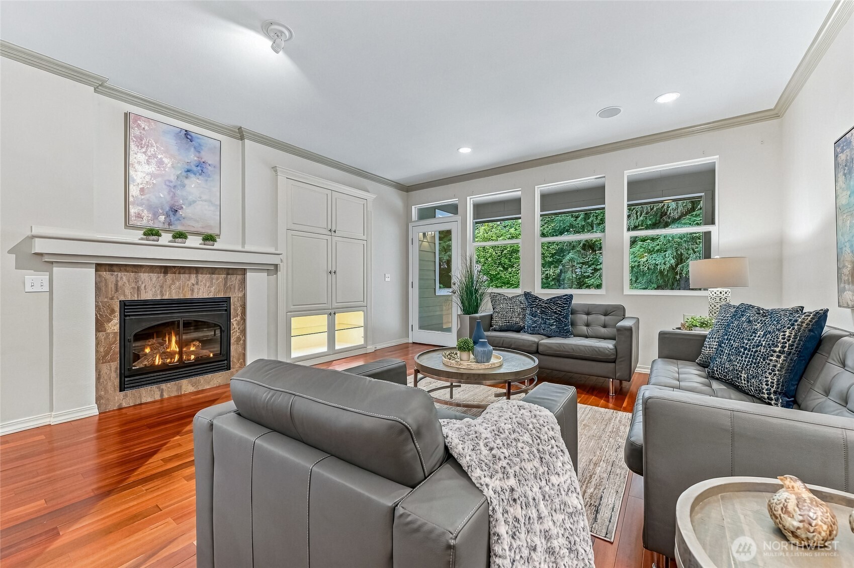 12114 Big Leaf Way Property Photo 9