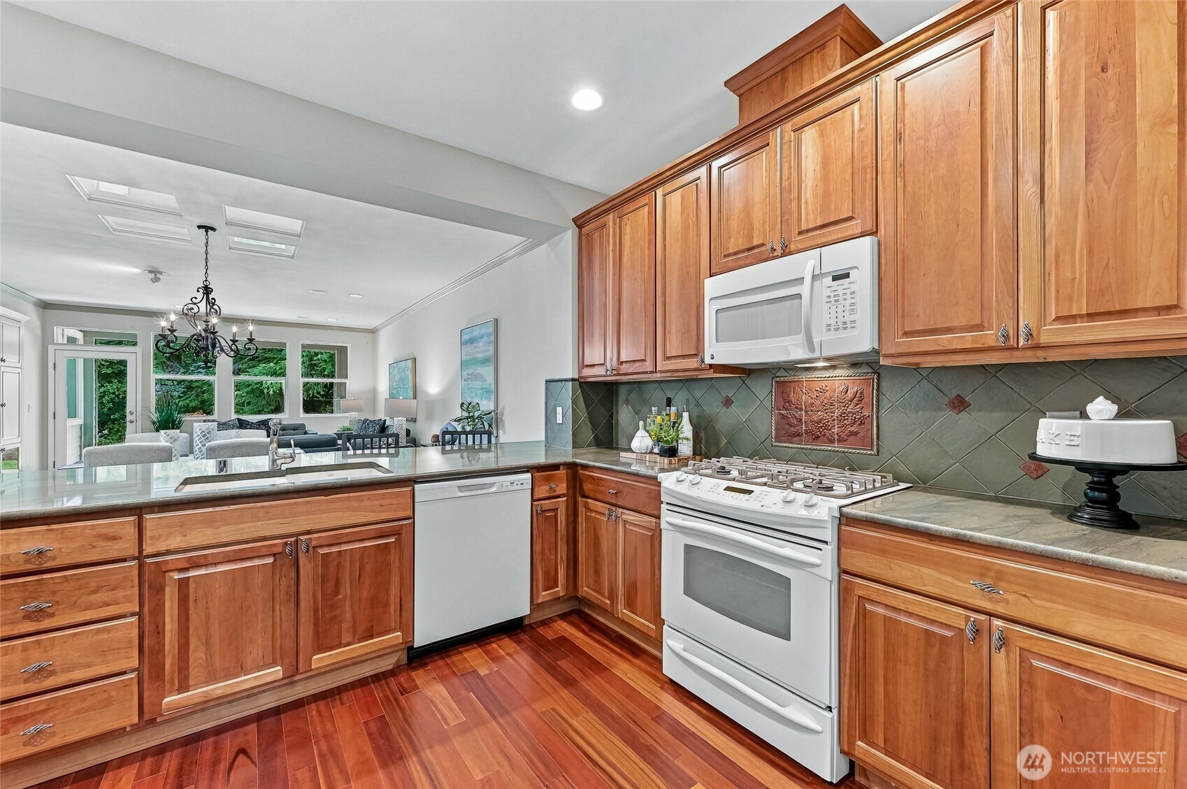 12114 Big Leaf Way Property Photo 12