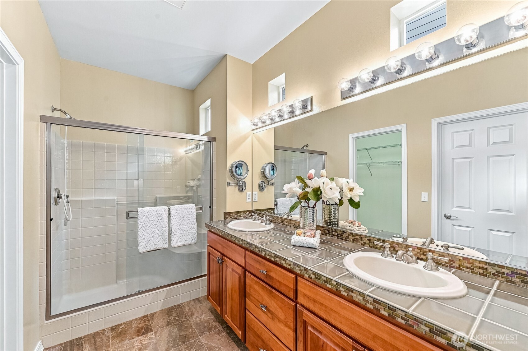 12114 Big Leaf Way Property Photo 18