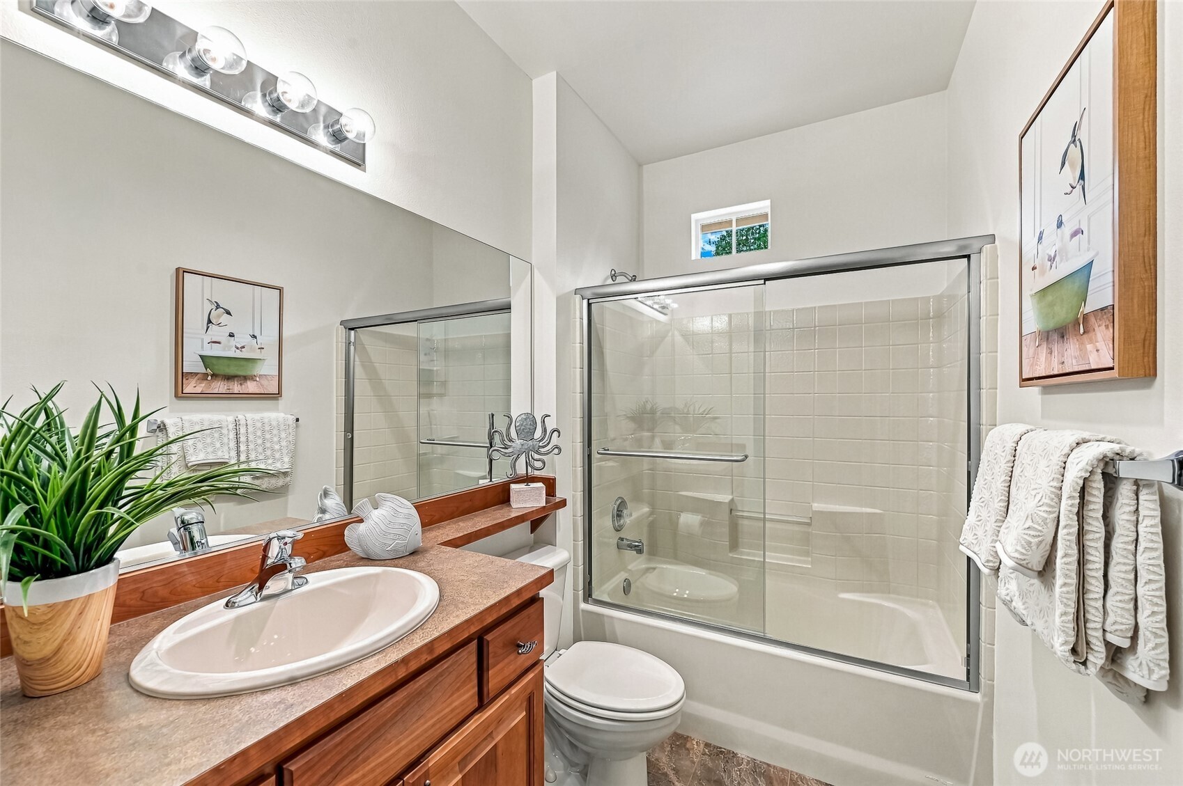 12114 Big Leaf Way Property Photo 20