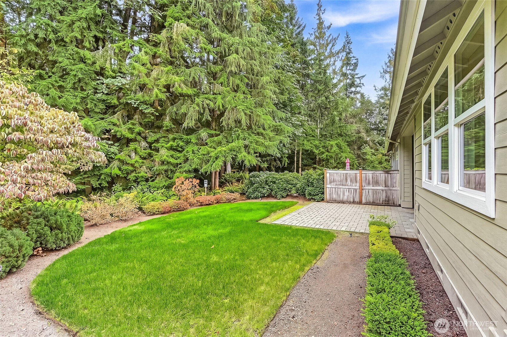 12114 Big Leaf Way Property Photo 25