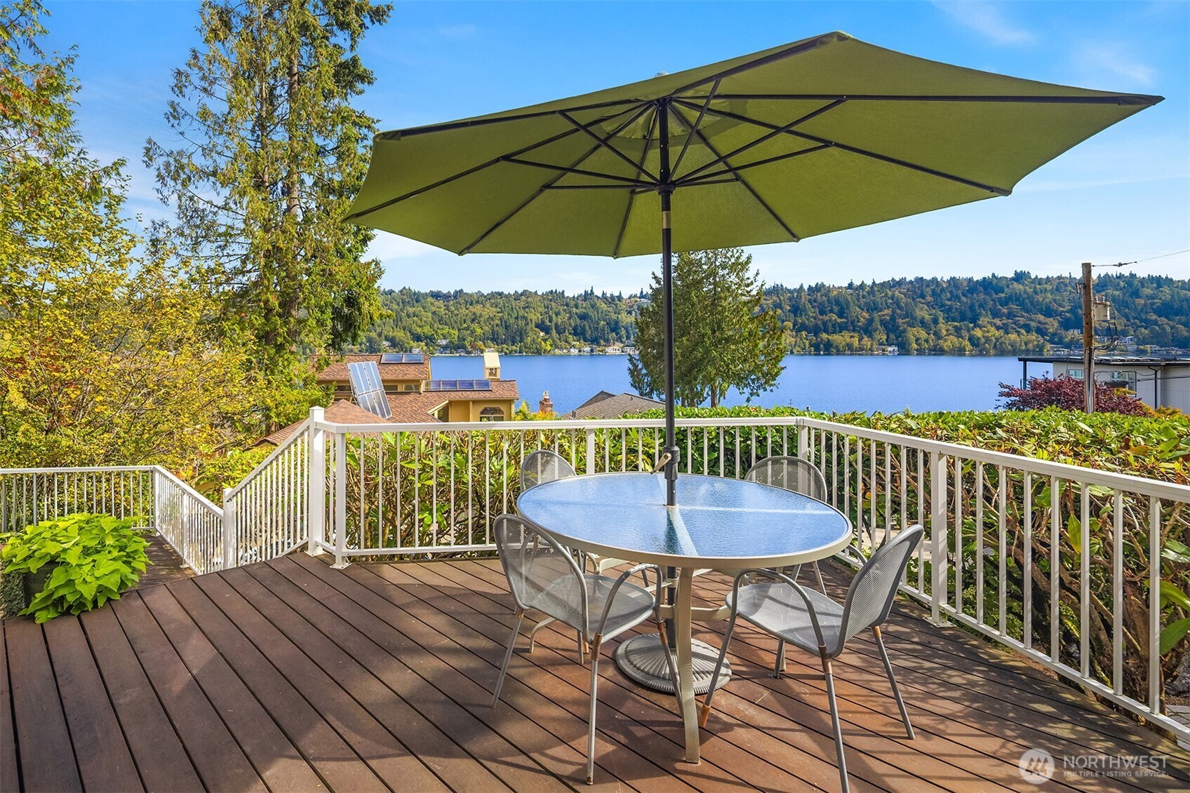 2604 W Lake Sammamish Parkway Property Photo 13