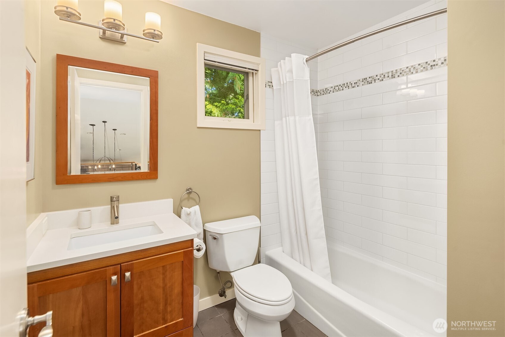 2604 W Lake Sammamish Parkway Property Photo 27