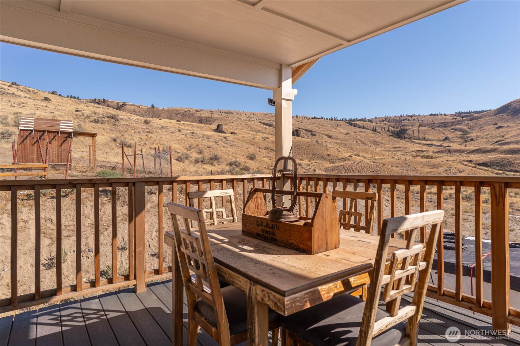 70 Hill Range Lane Property Photo 17