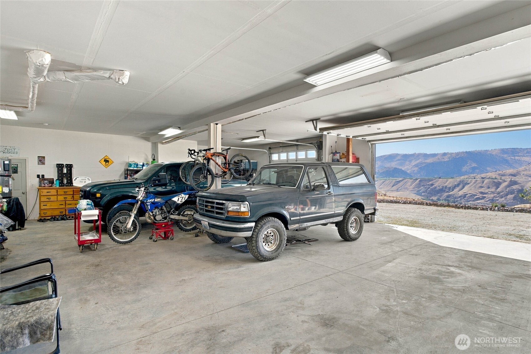 70 Hill Range Lane Property Photo 26