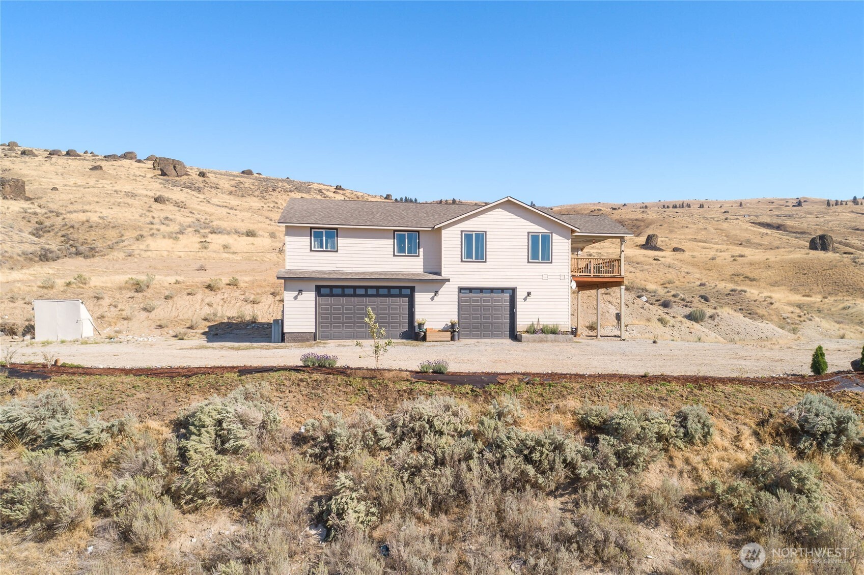70 Hill Range Lane Property Photo 34