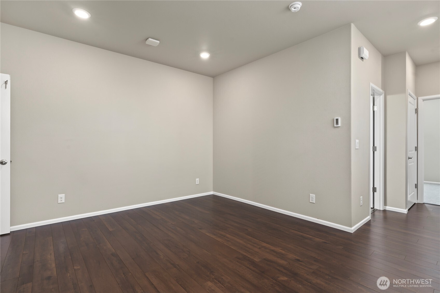 6364 S 301st Street Property Photo 7