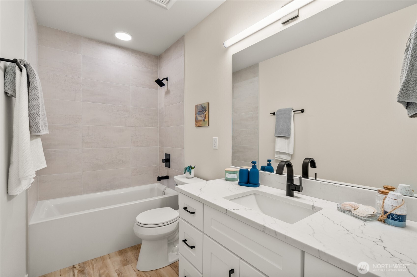 12225 Roseberg Avenue 9 Property Photo 16