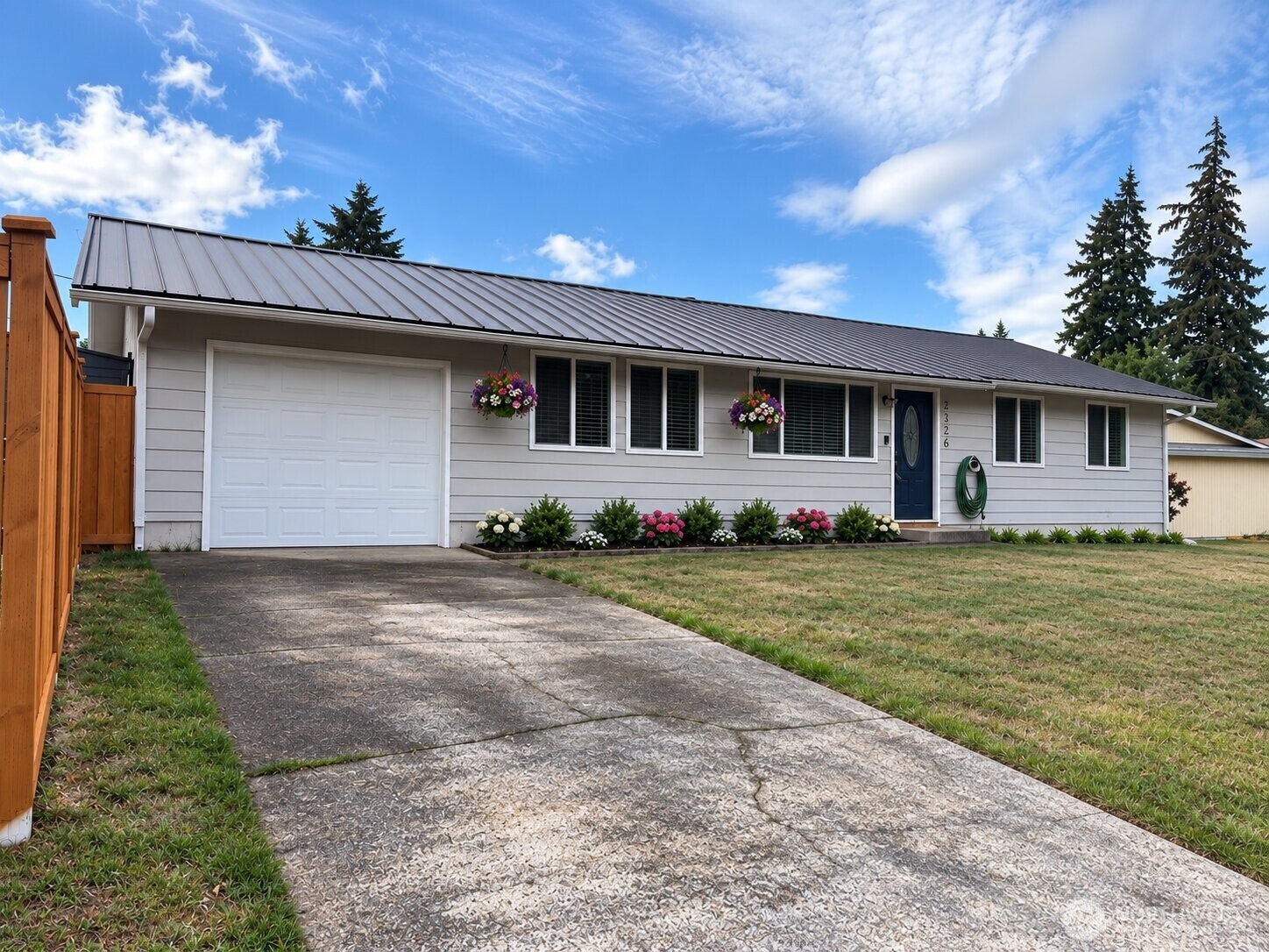 2326 Maple Lane Property Photo 1