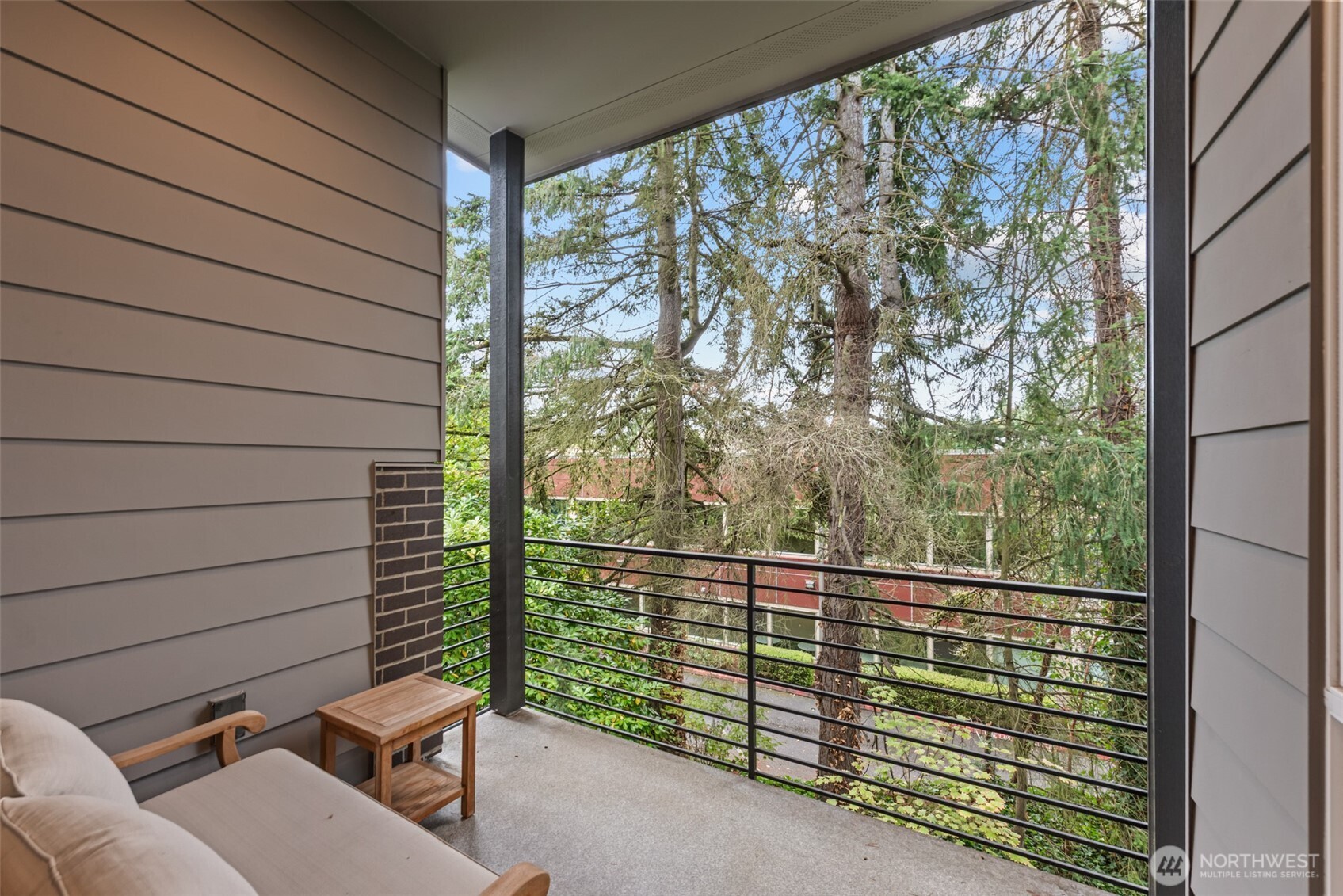 1118 124th Ct G2 Property Photo 5
