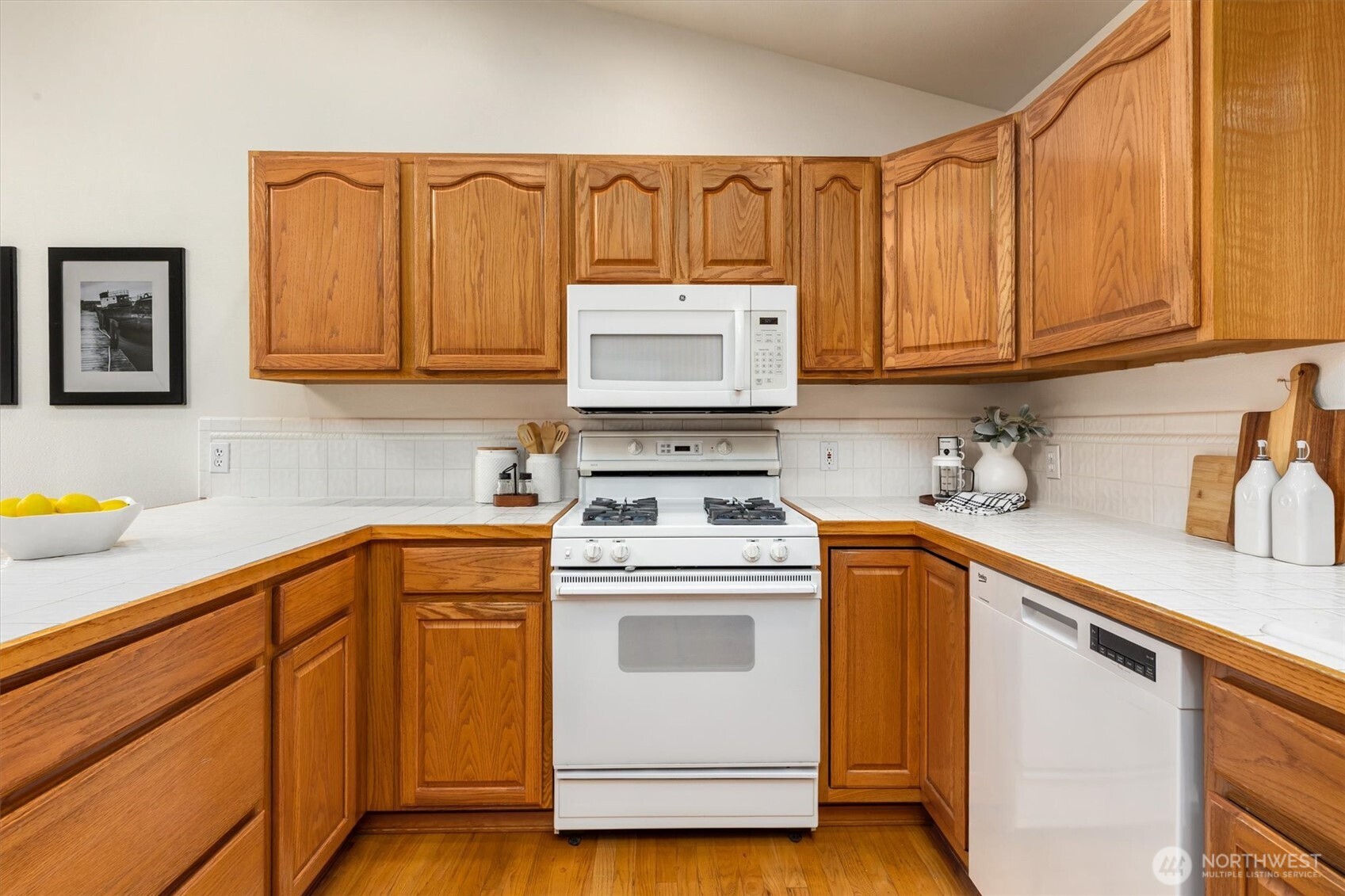 14118 Beverly Park Road B Property Photo 14