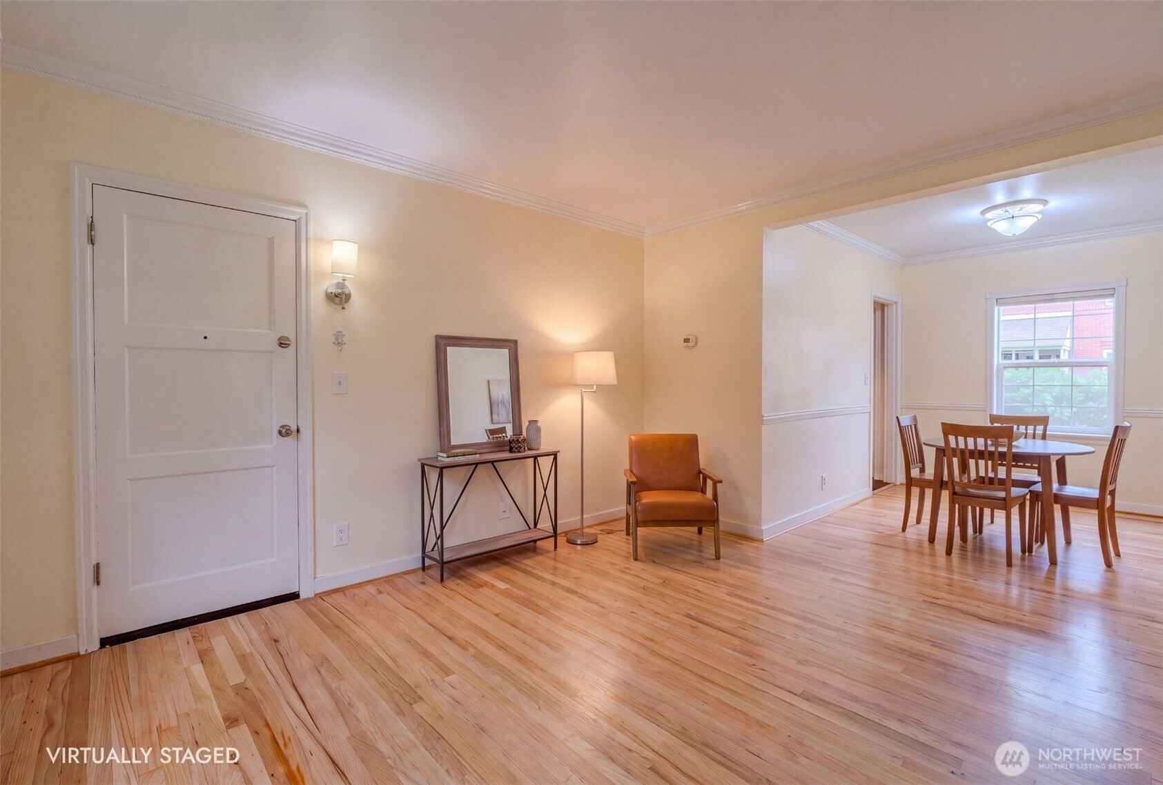 306 E 12th Street C Property Photo 8