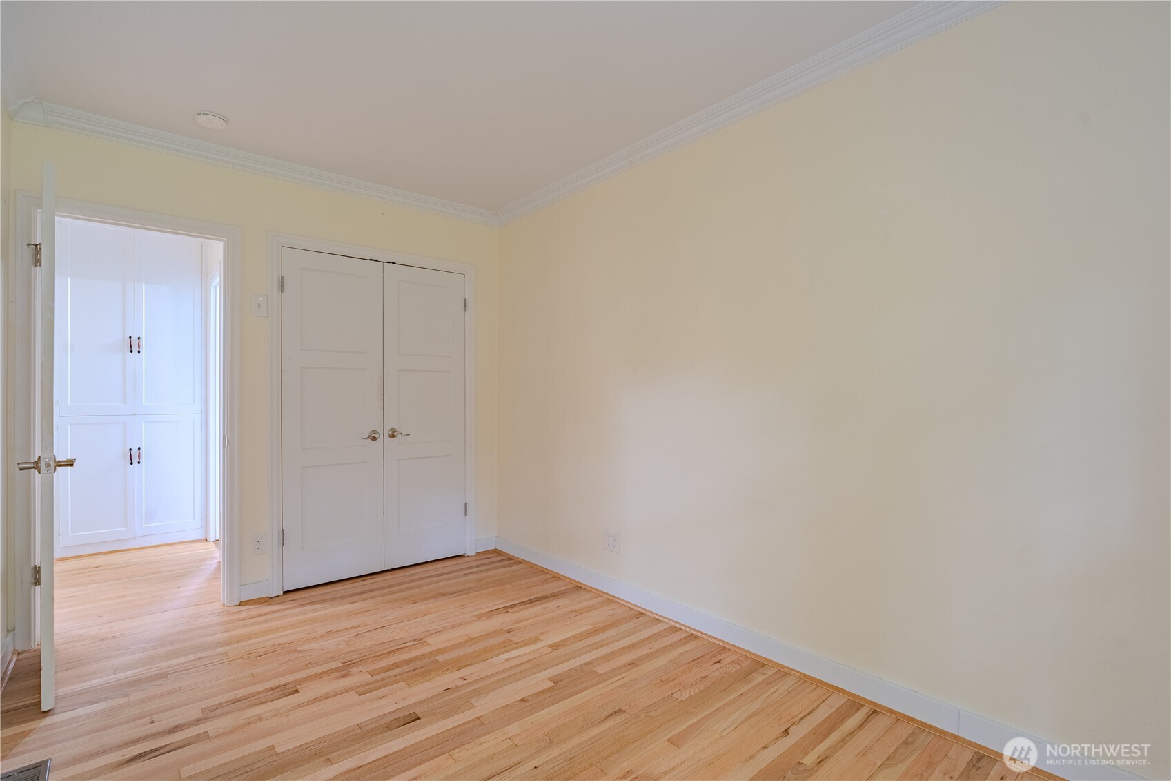 306 E 12th Street C Property Photo 21