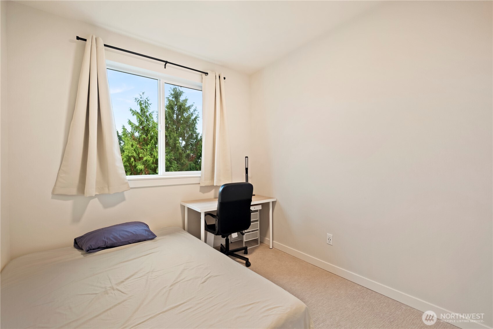 15008 40th Avenue A3 Property Photo 24