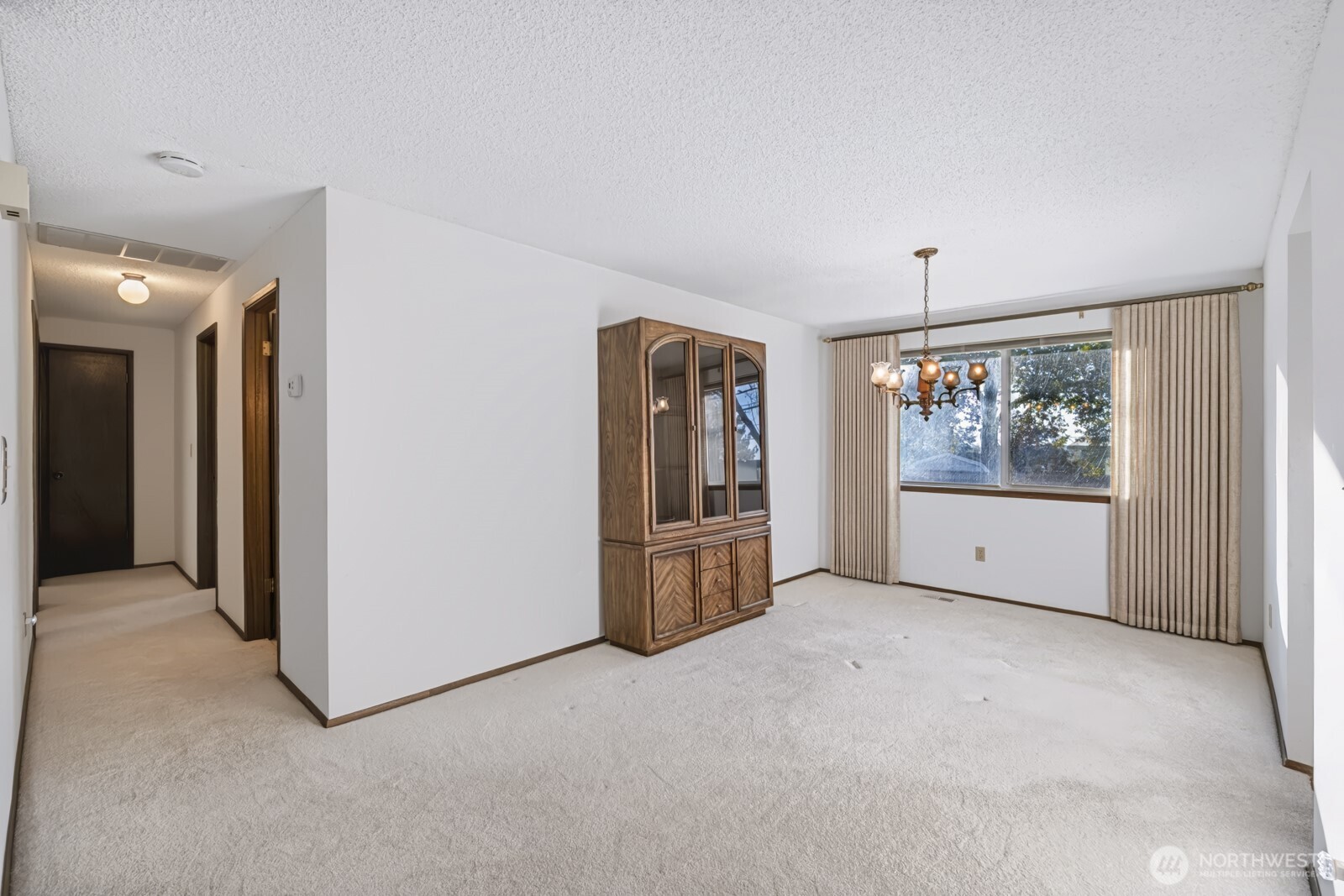 2118 S Crestmont Drive Property Photo 7
