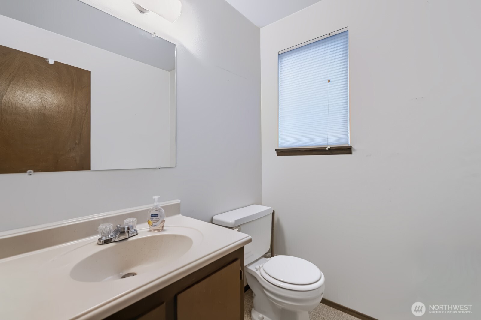 2118 S Crestmont Drive Property Photo 18