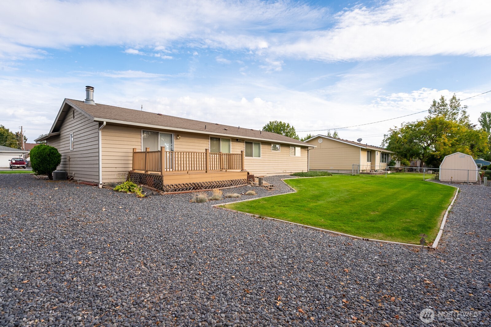 2118 S Crestmont Drive Property Photo 27