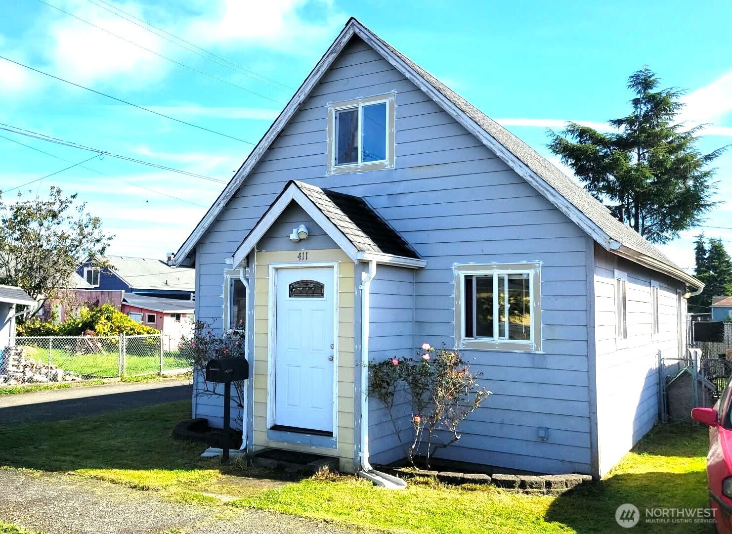411 29th Street Property Photo 2