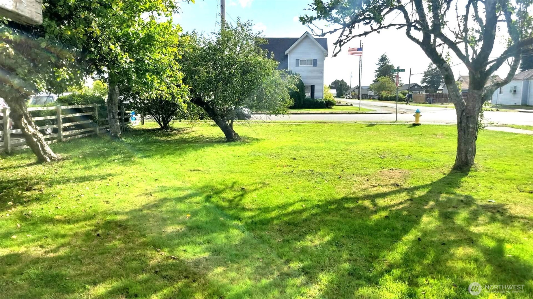 411 29th Street Property Photo 3