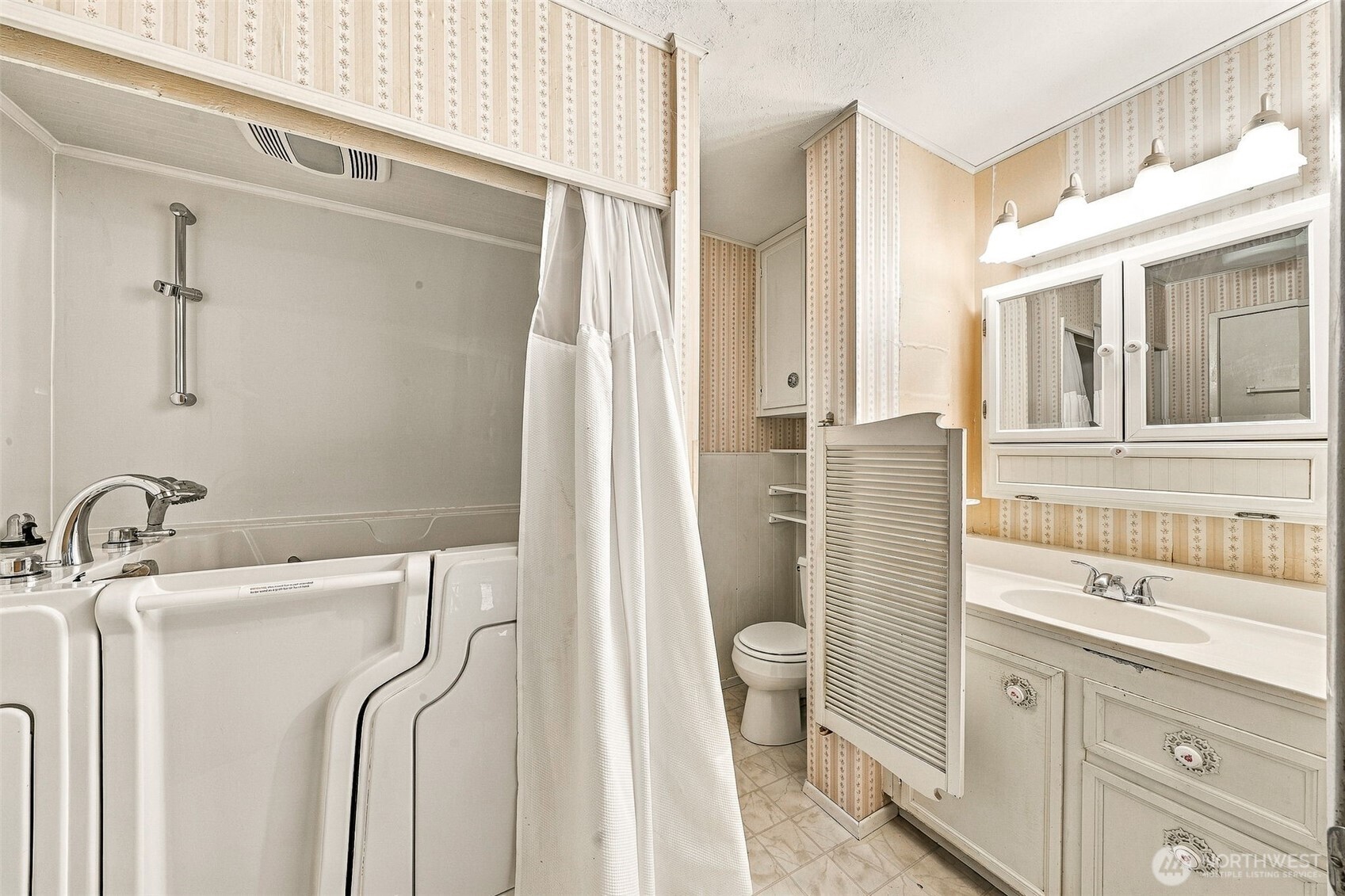 28807 20th Place Property Photo 11
