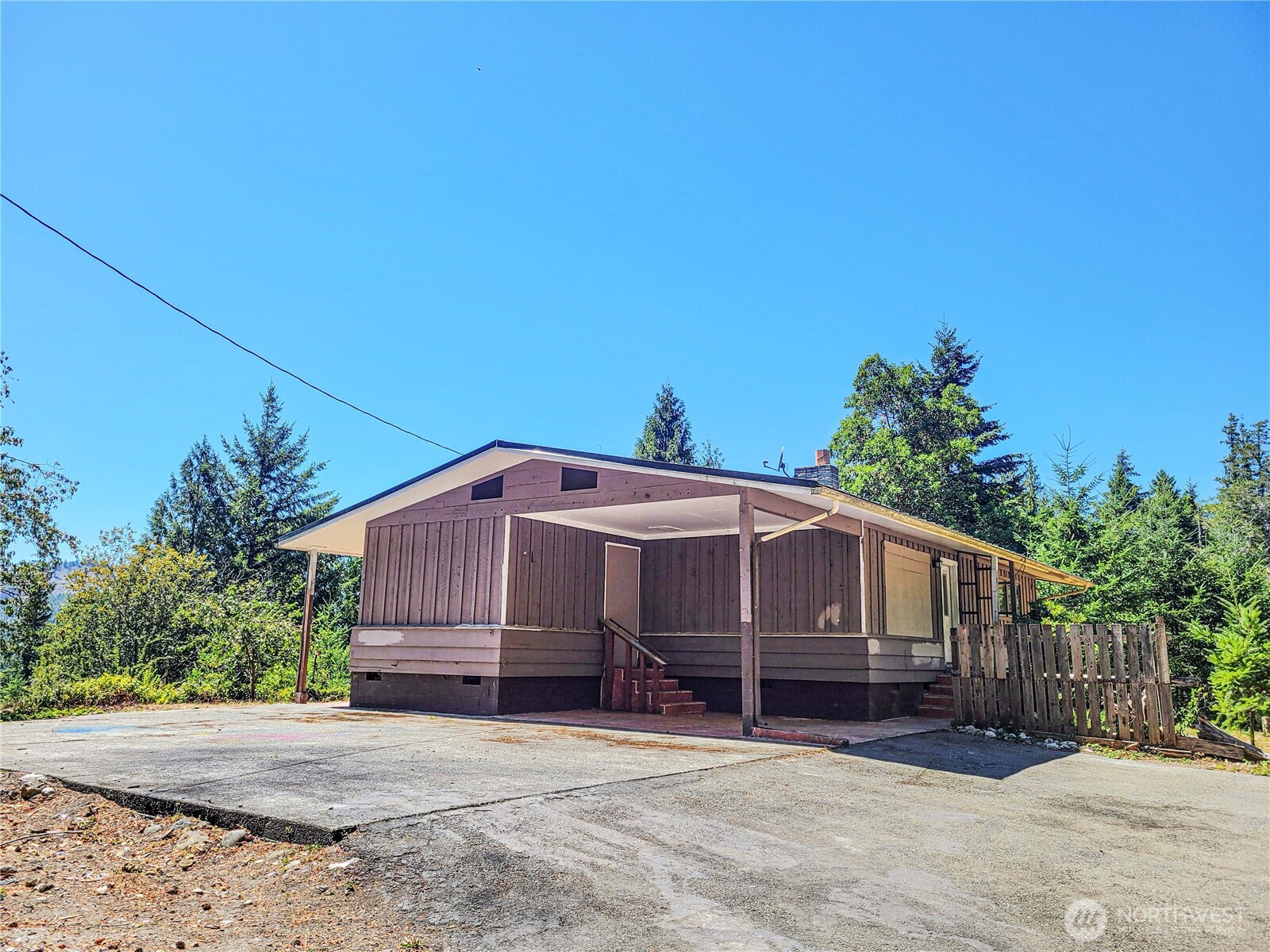 201 Mount Jupiter Road Property Photo 3