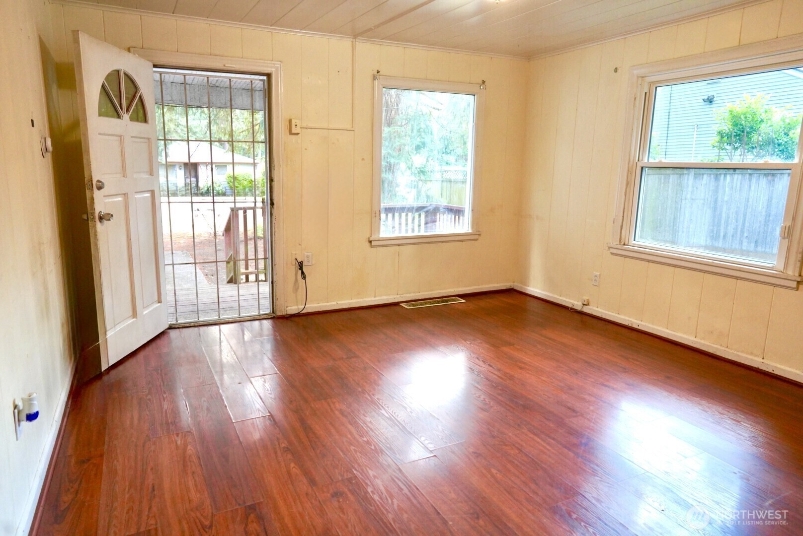 14040 Ashworth Avenue Property Photo 4