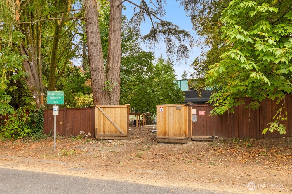4011 Alameda Avenue Property Photo 23