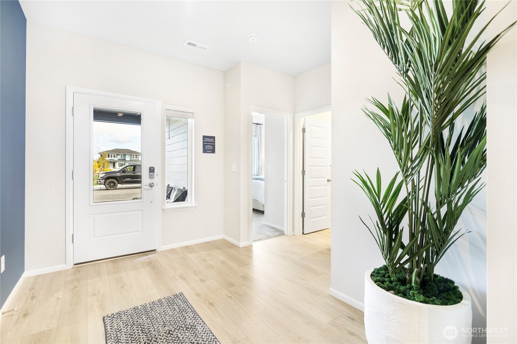 4931 Capilano Lane Property Photo 4
