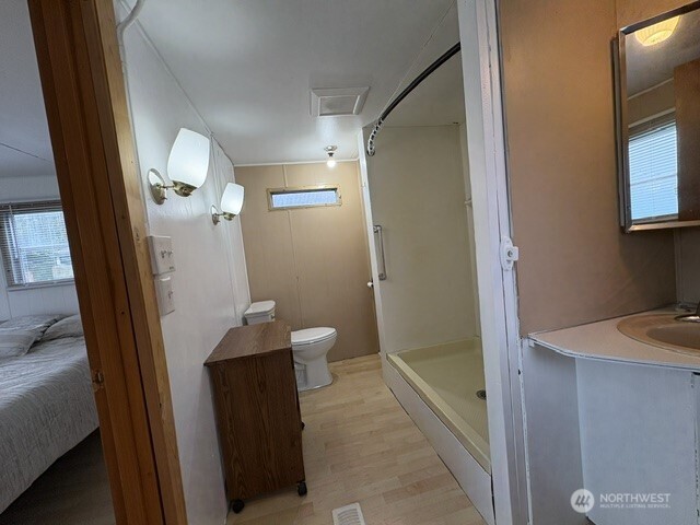 308 Laird Place Property Photo 15