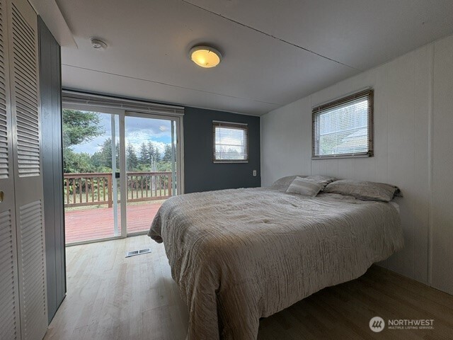 308 Laird Place Property Photo 16