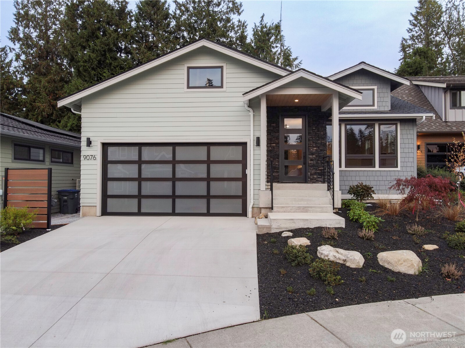 9076 Sea Mist Lane Property Photo 1