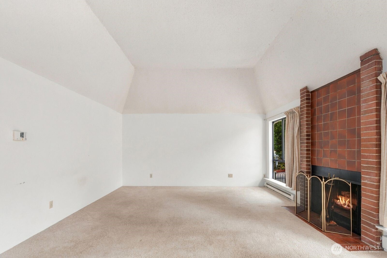 1622 103rd Place L3 Property Photo 14