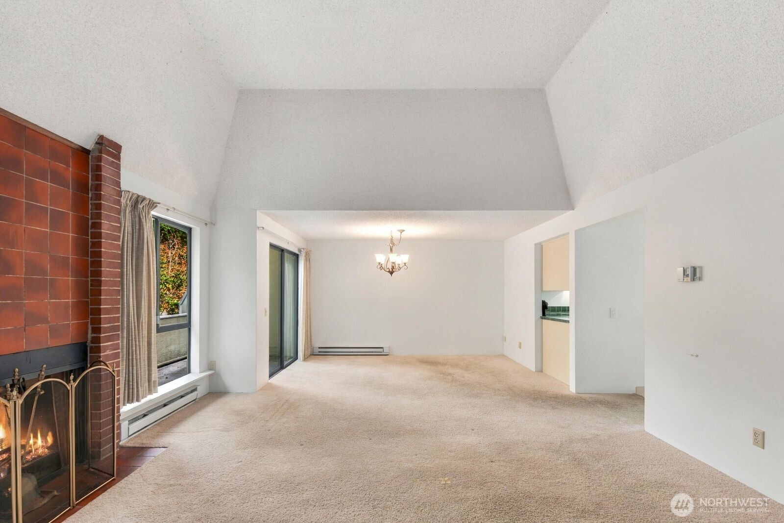 1622 103rd Place L3 Property Photo 16
