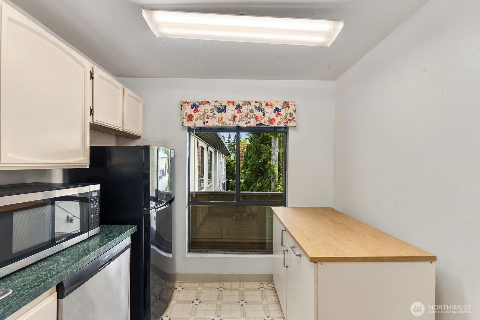 1622 103rd Place L3 Property Photo 20