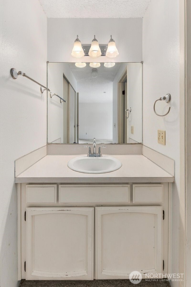 1622 103rd Place L3 Property Photo 24