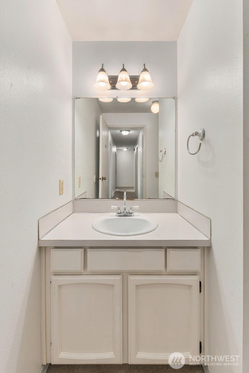 1622 103rd Place L3 Property Photo 28