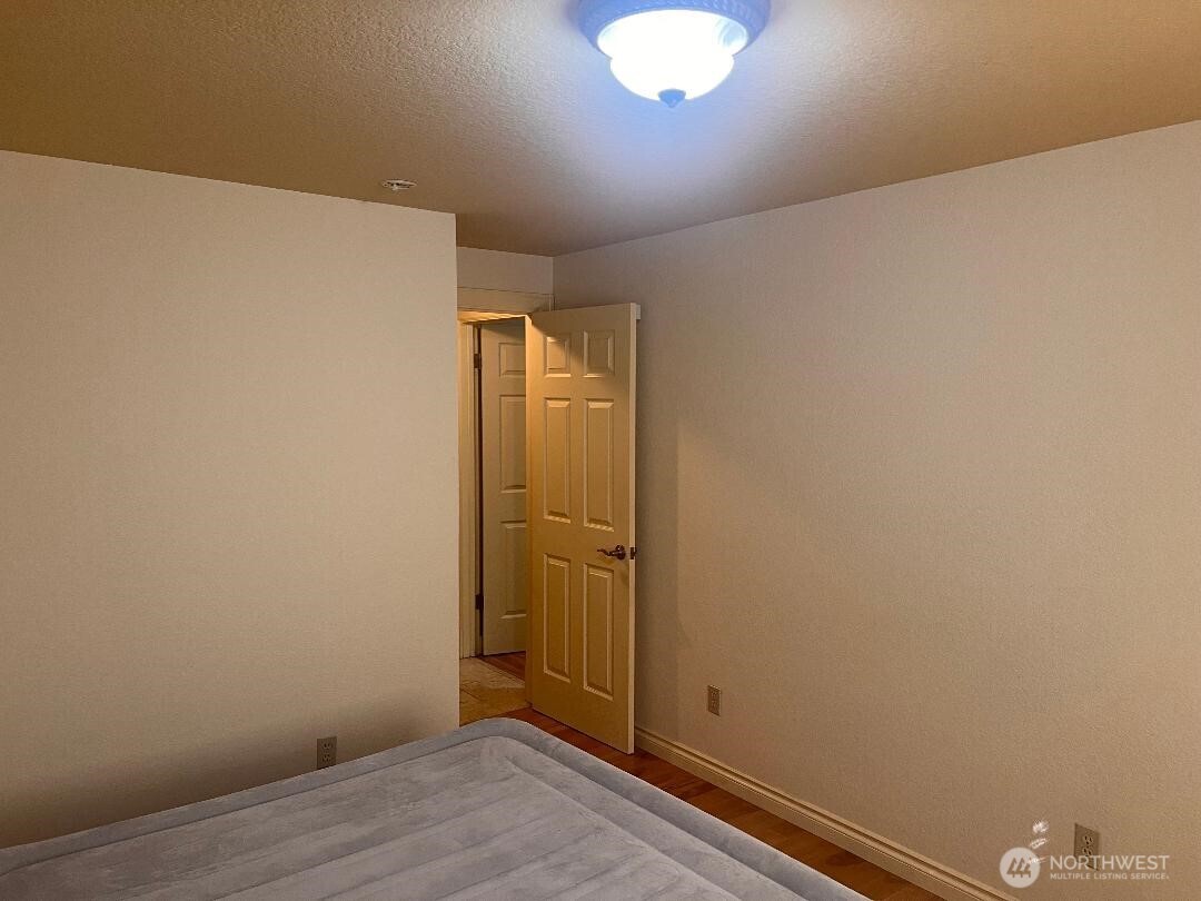 9222 S 198 Street Ct Property Photo 24