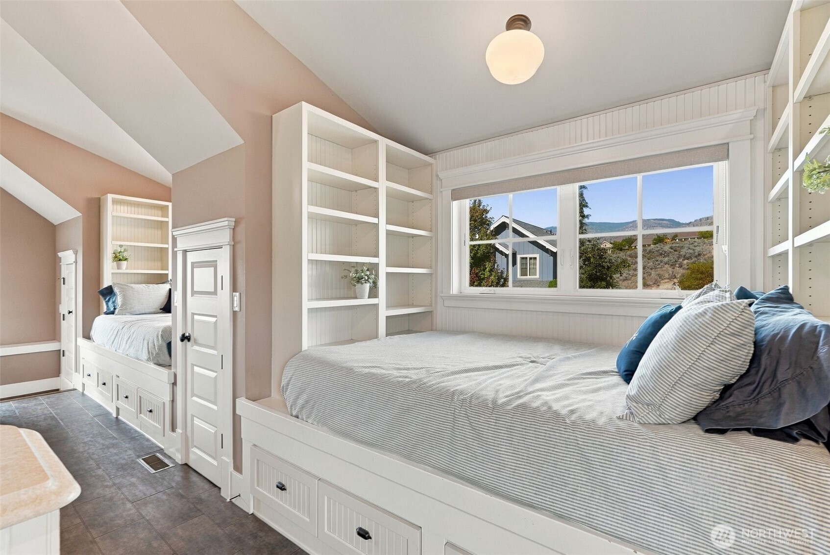 99 Veranda Drive Property Photo 36