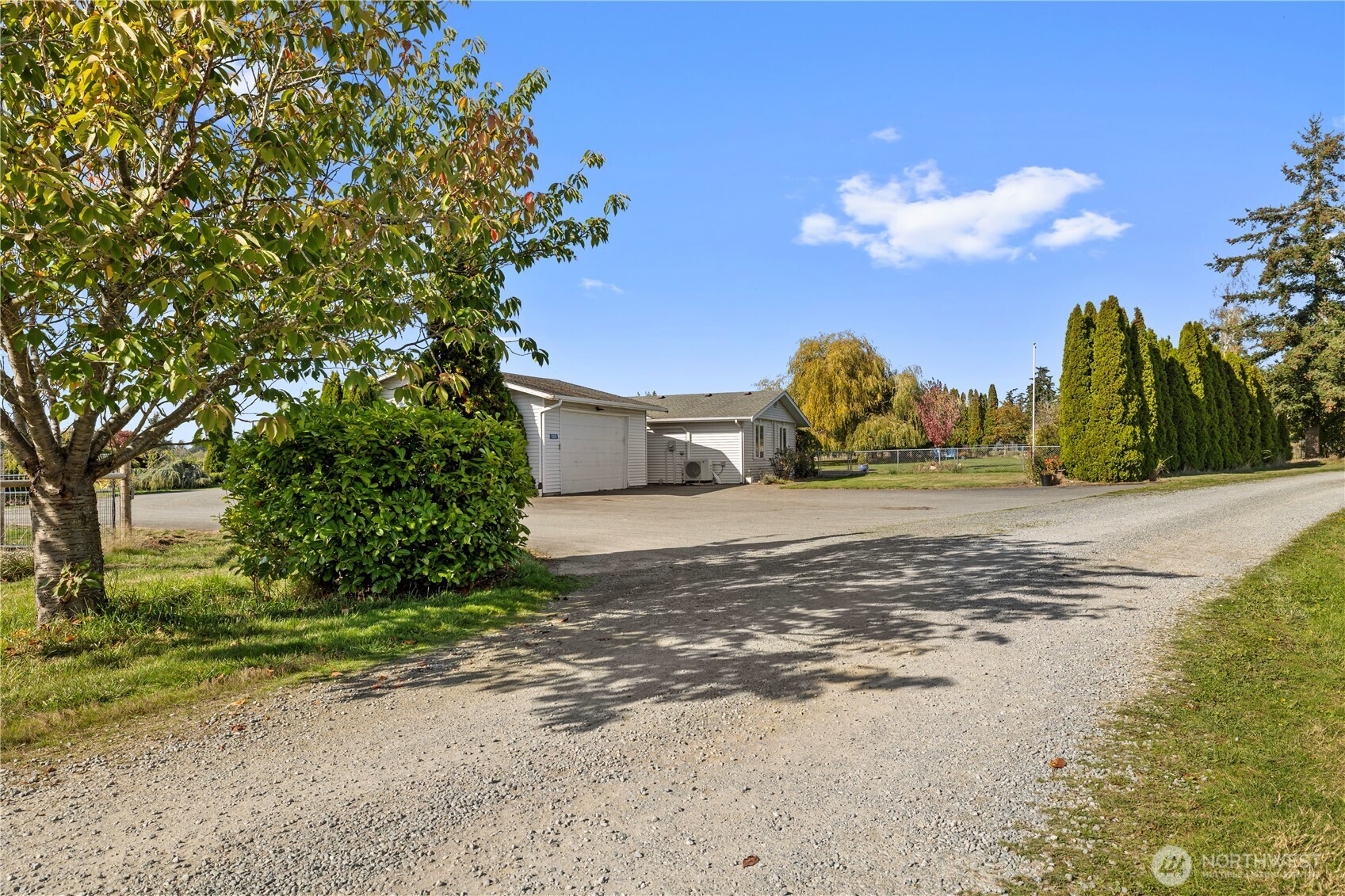 10888 Wilson Lane Property Photo 3