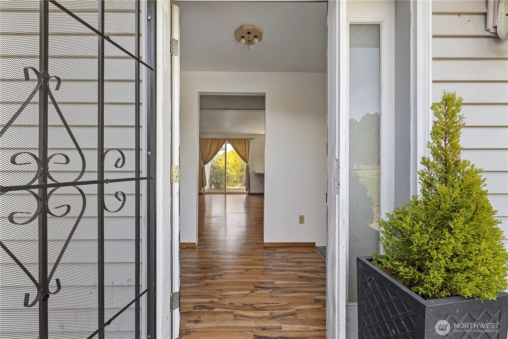 10888 Wilson Lane Property Photo 4