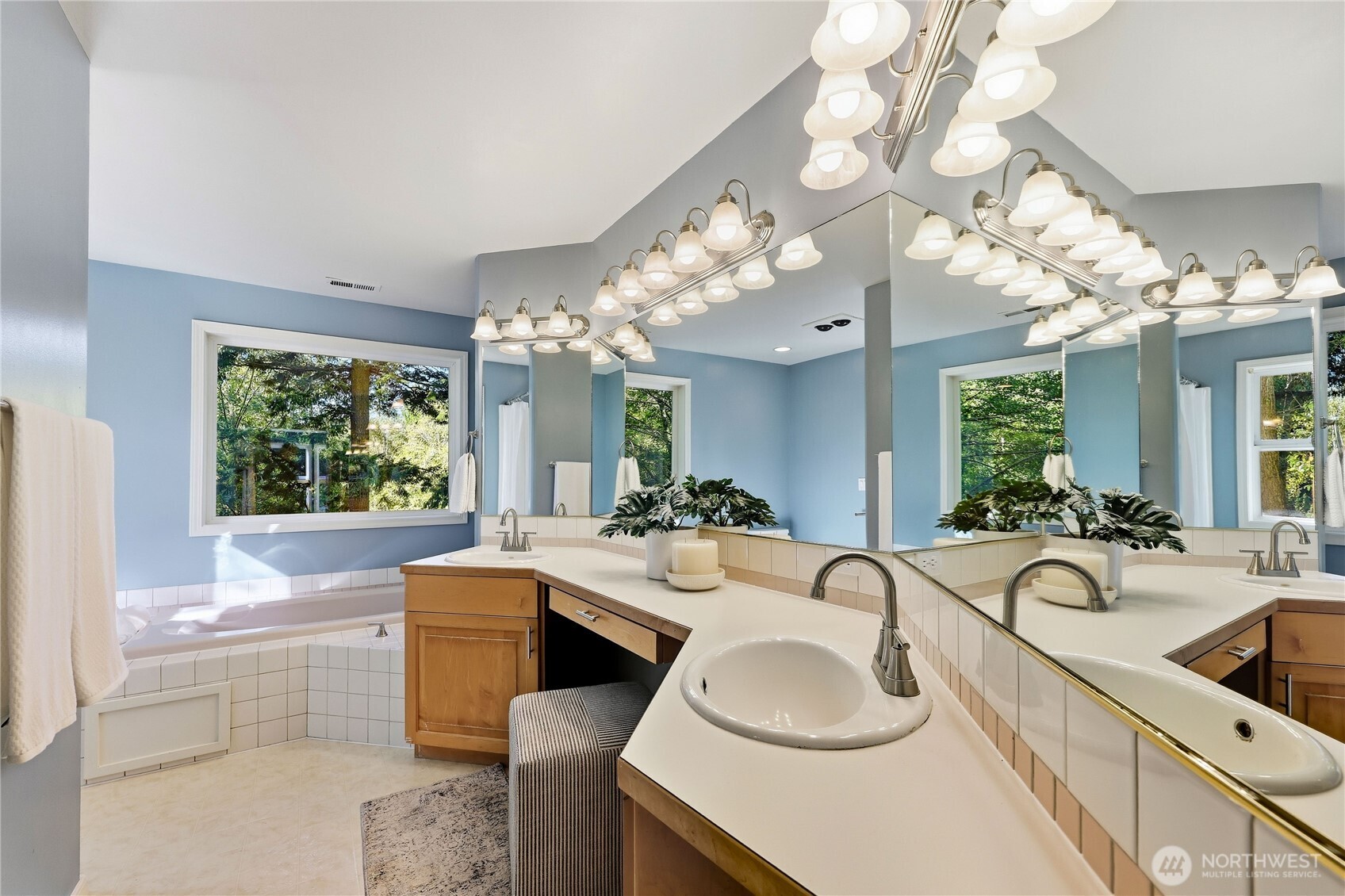 2410 Cape George Road Property Photo 32