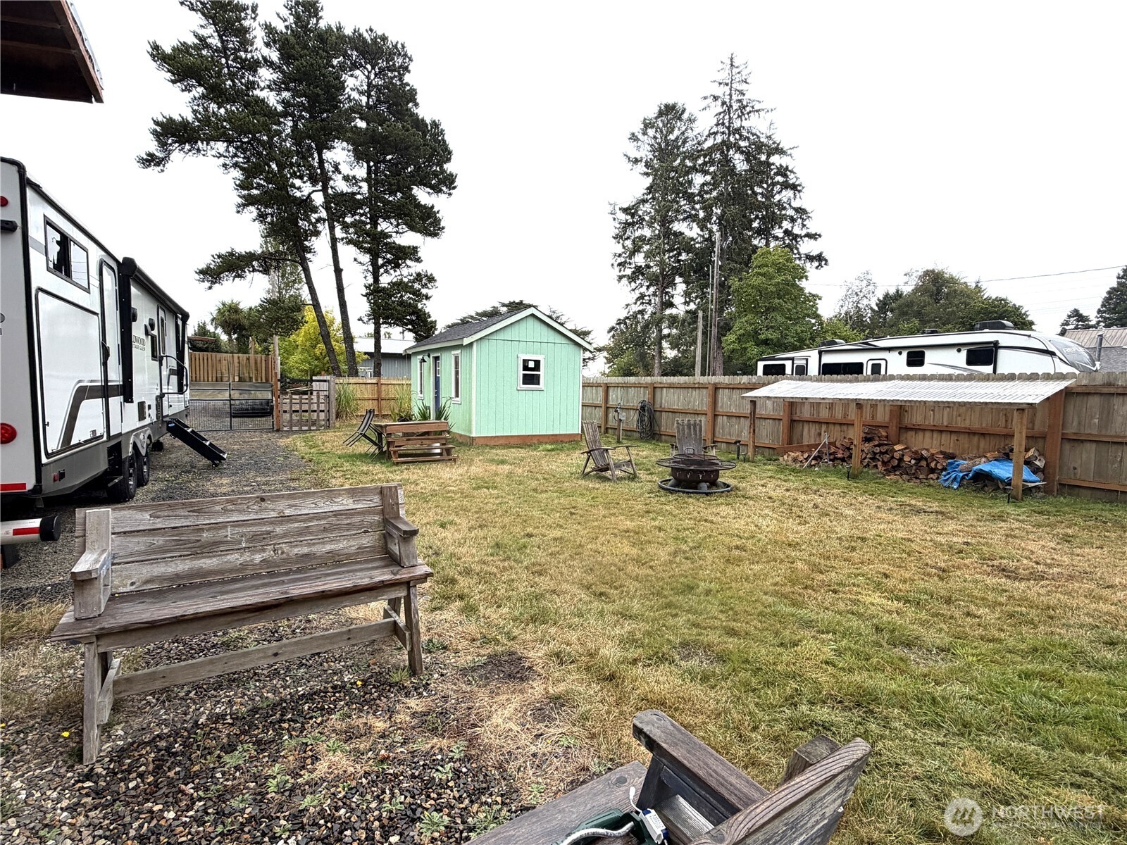 26503 Dell St Property Photo 5