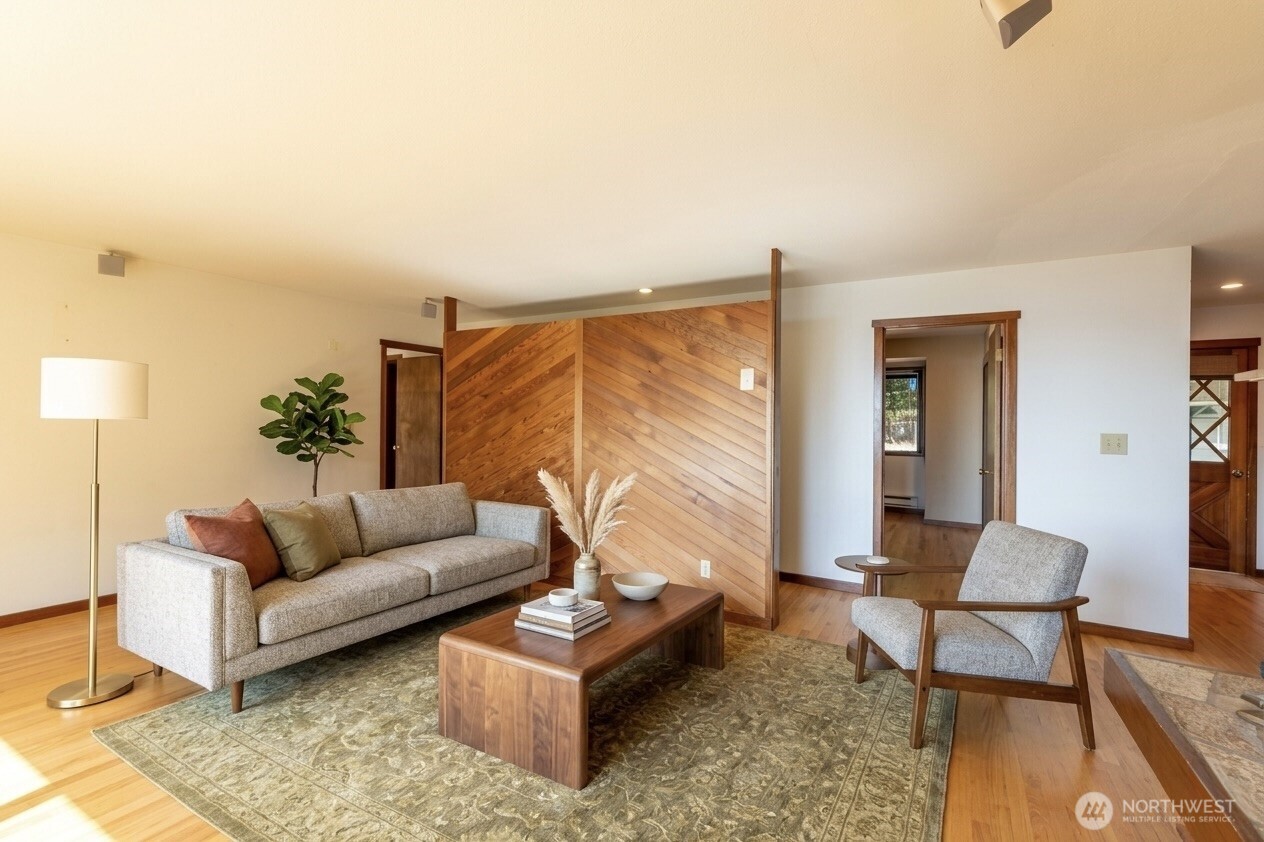 461 Cascade Way Property Photo 10