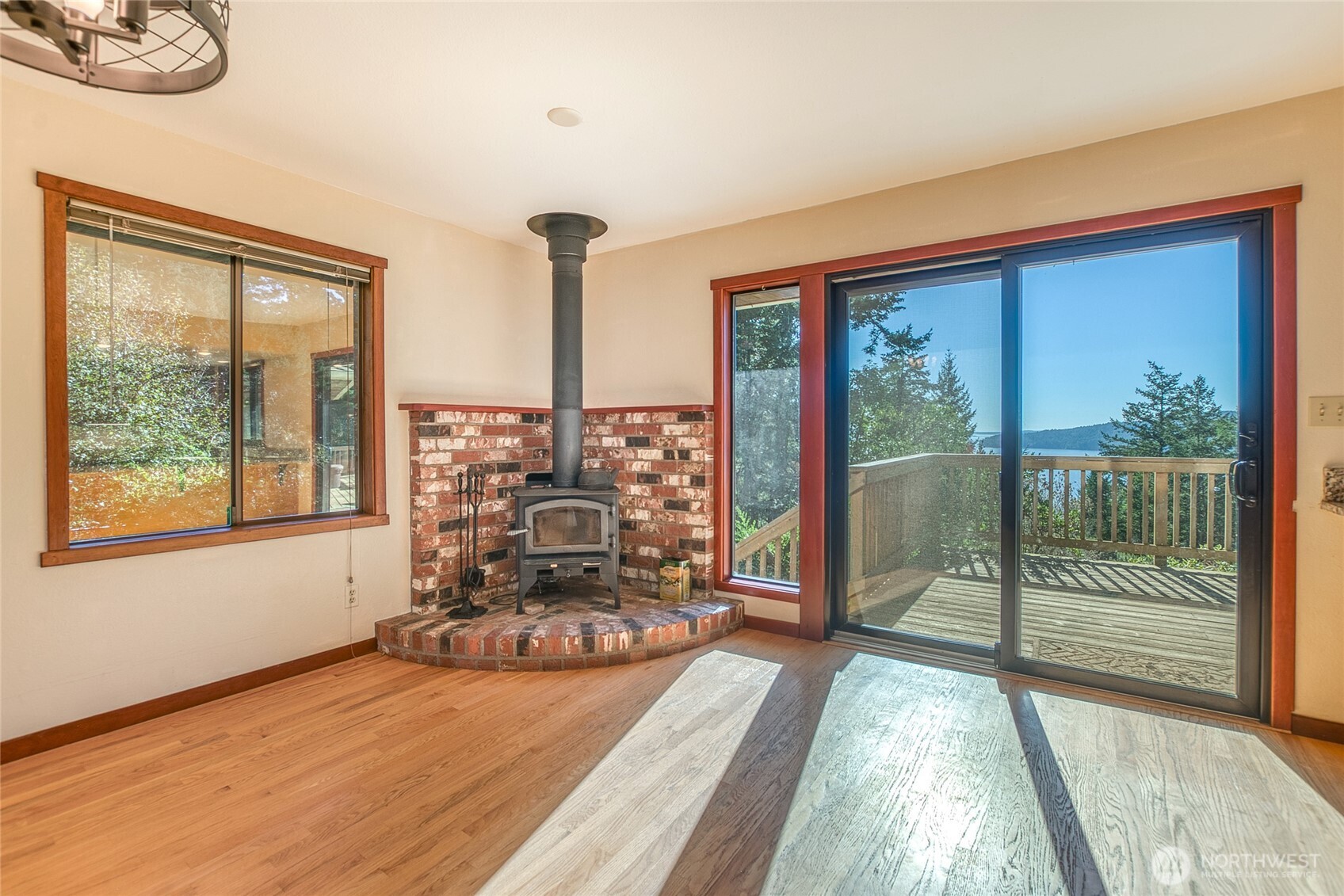 461 Cascade Way Property Photo 14