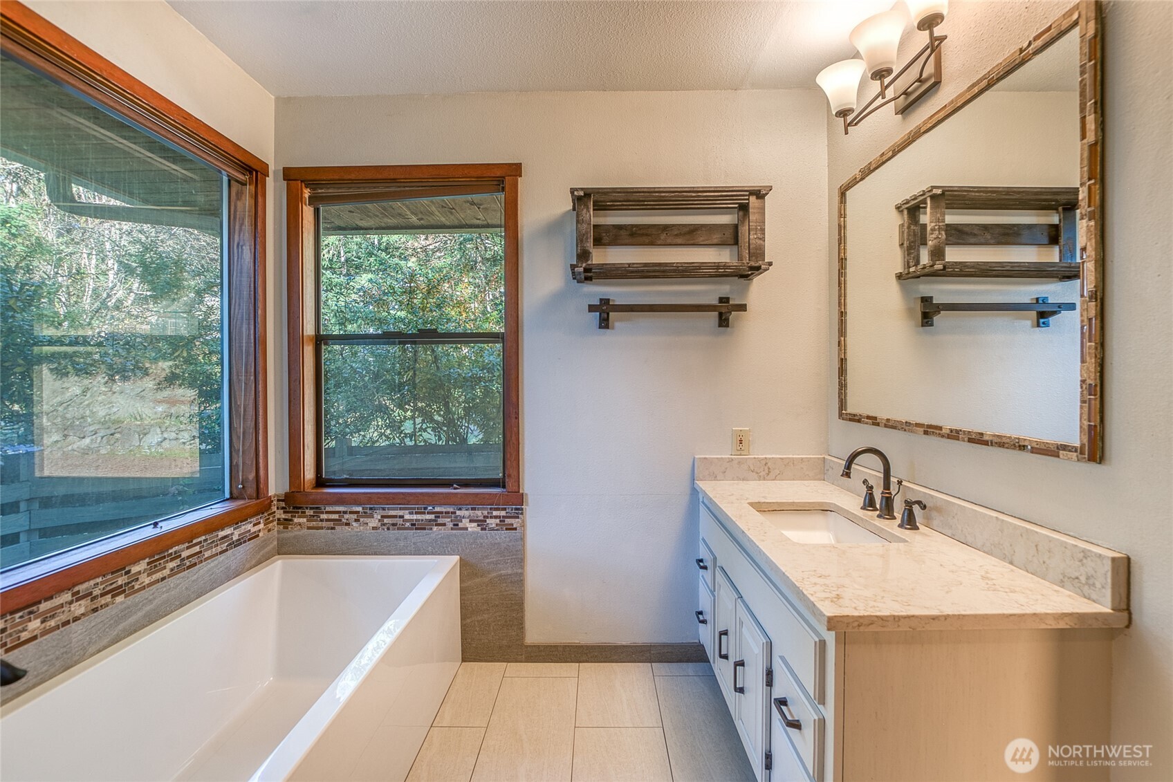 461 Cascade Way Property Photo 23
