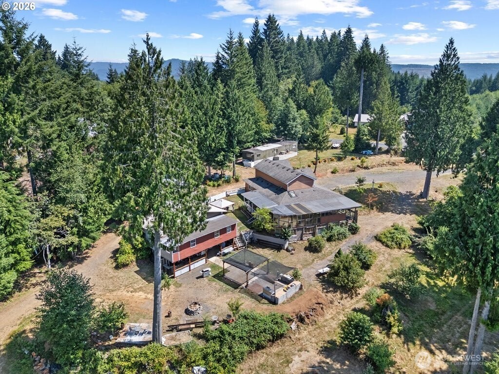 1407 Slide Creek Road Property Photo 4