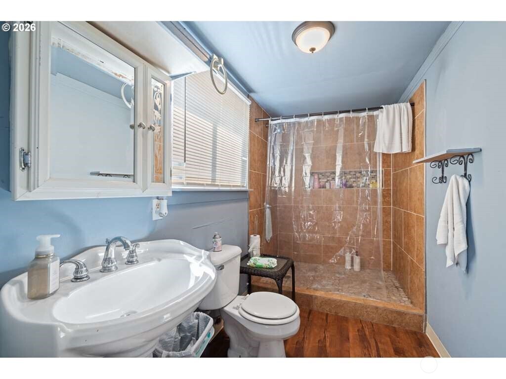 1407 Slide Creek Road Property Photo 23