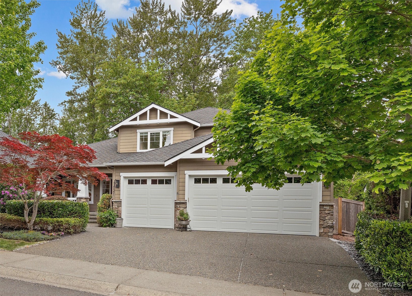 1021 271st Avenue Property Photo 1