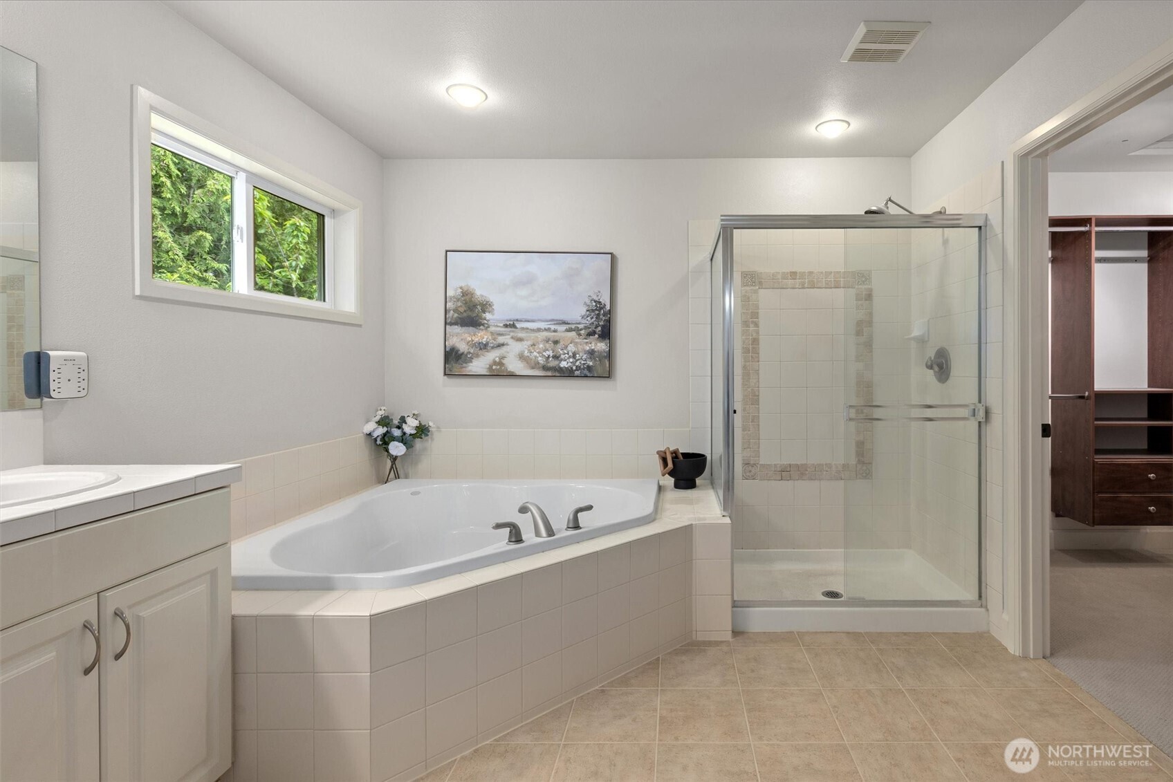 1021 271st Avenue Property Photo 32